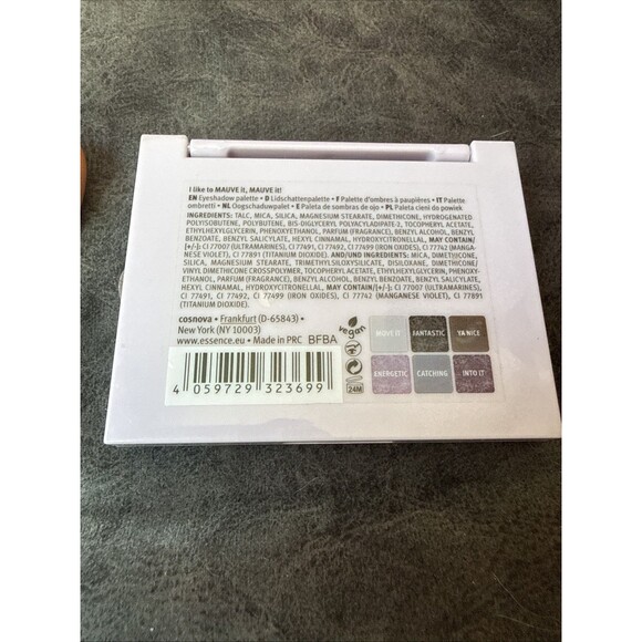essence Cosmetics  I Like To Mauve It Mauve It Mini Eyeshadow Palette - Picture 2 of 4